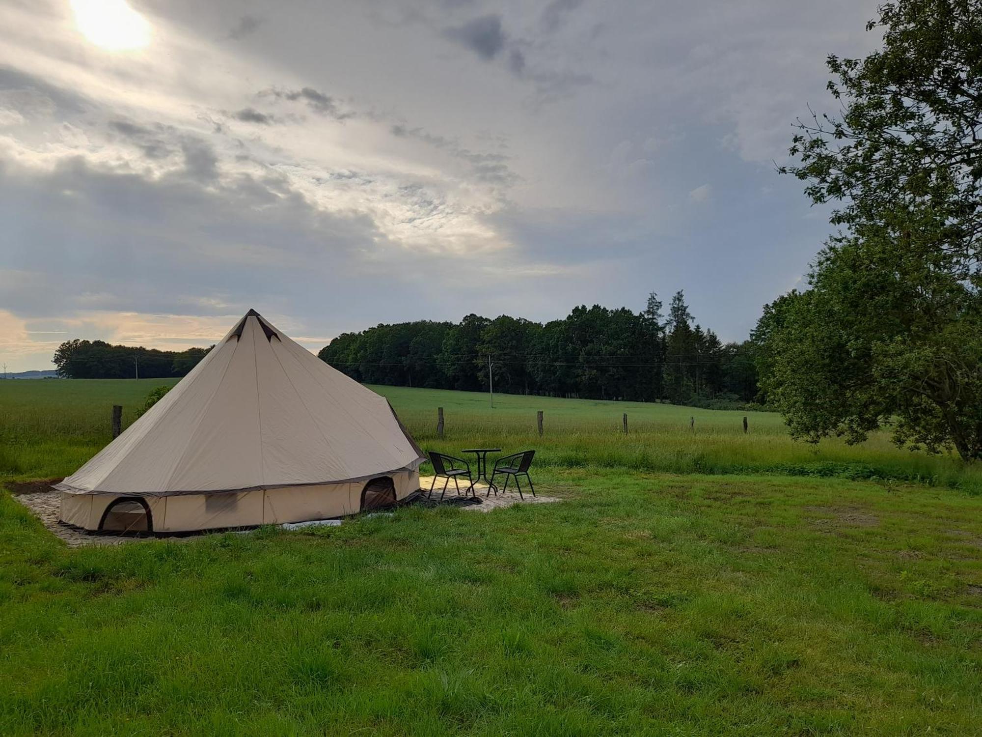 Glamping Na Samote U Lesa
